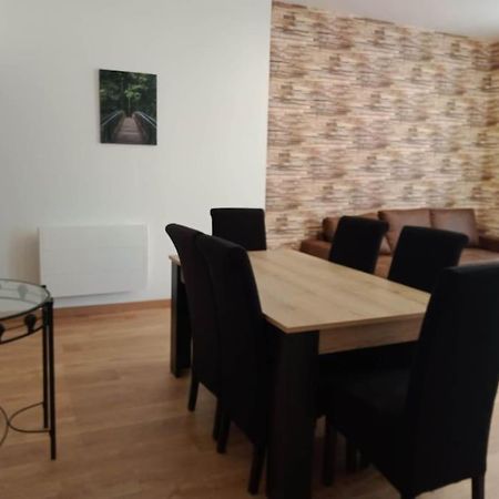 Gonnelles Appartement T3 Centre Ville Rdc D Agen Exterior foto